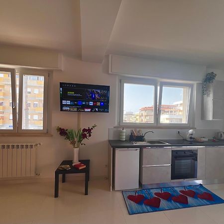Roma Airport Sky Apartments Fiumicino Exterior photo